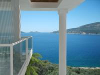 Villa Azura