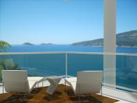 Villa Azura